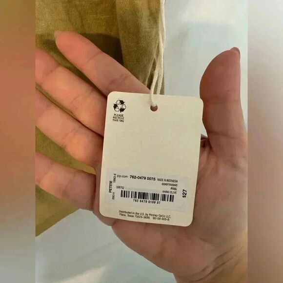 New A.N.A Flutter Sleeve Top | Color Khaki Olive | Petite XXL - Picture 2 of 6